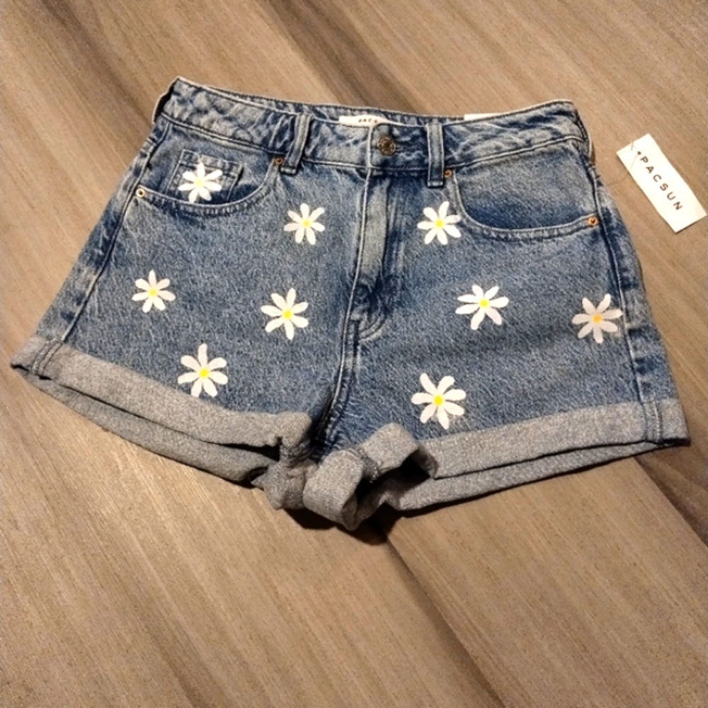 PacSun Happy Daisy Blue Denim Shorts - Picture 2 of 9
